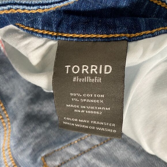 Torrid Feel the Fit Denim Bermuda Short Women's 26 Vintage Stretch Blue Casual - Picture 6 of 13